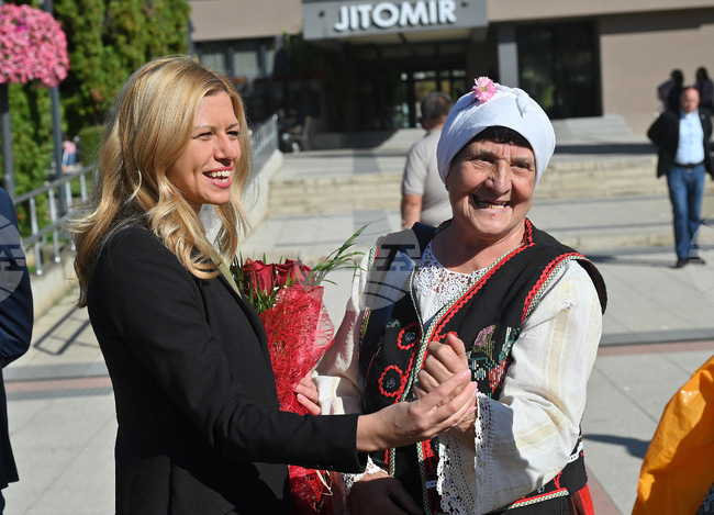 Монтана - Михаела Доцова - фестивал „Нишката на поколенията“