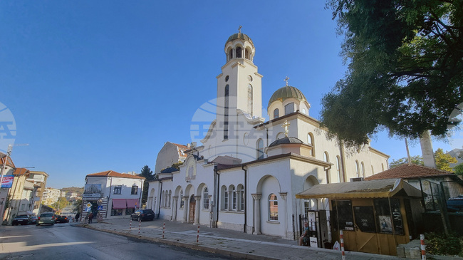 Евангелската притча за сеяча и словото Божие бе припомнена днес в правосланите храмове в страната