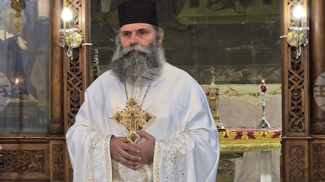 Божията благодат очиства човешкото сърце, каза архимандрит Самуил във Видин