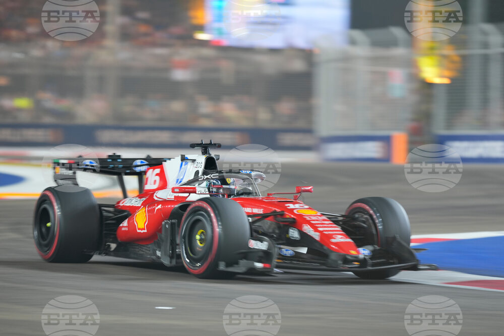 Singapore F1 GP Auto Racing