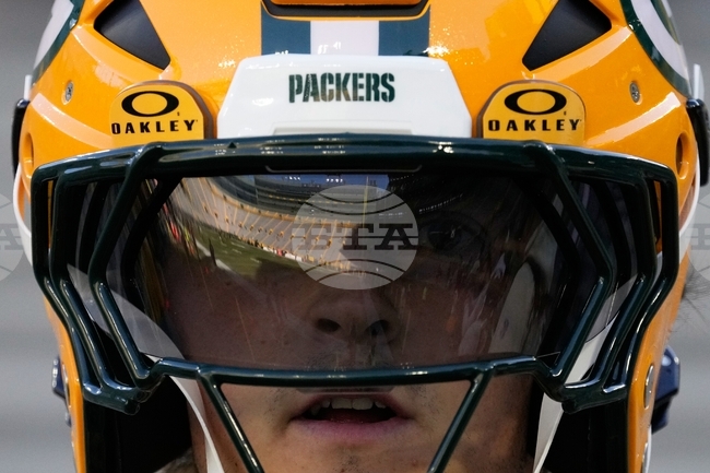 Bears Packers Football