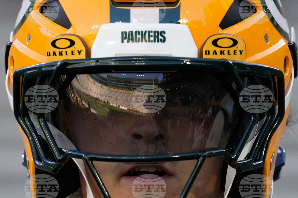 Bears Packers Football
