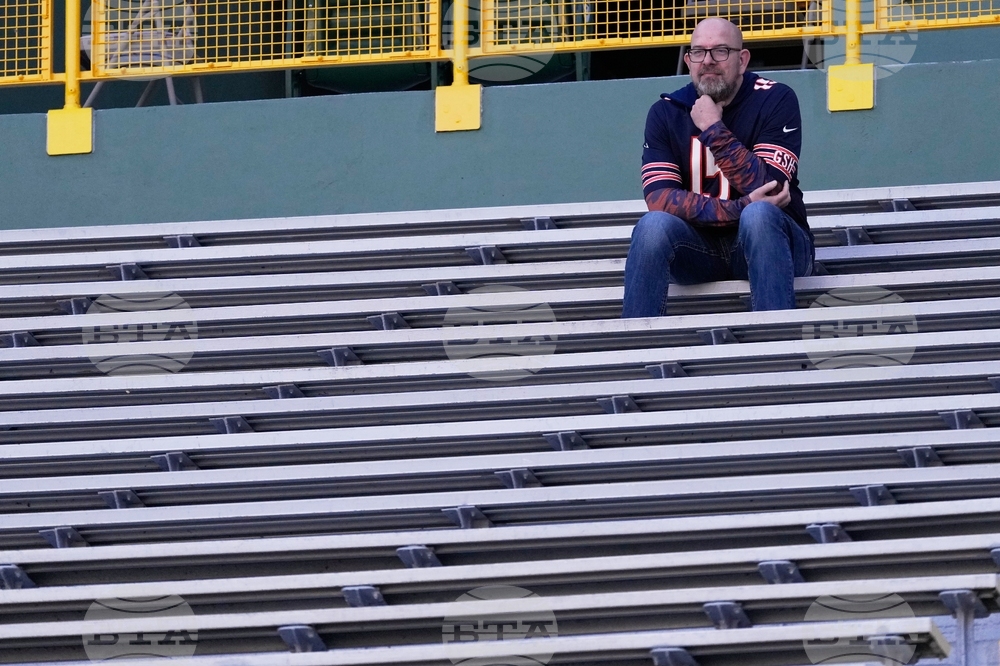 Bears Packers Football