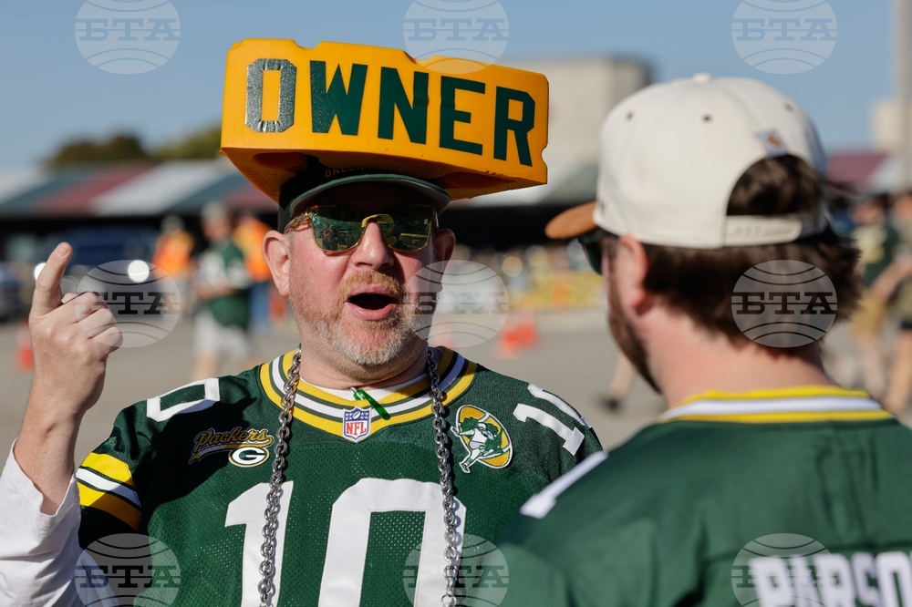 Bears Packers Football