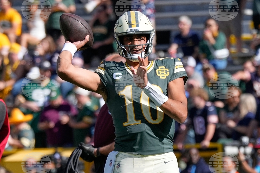 Bears Packers Football
