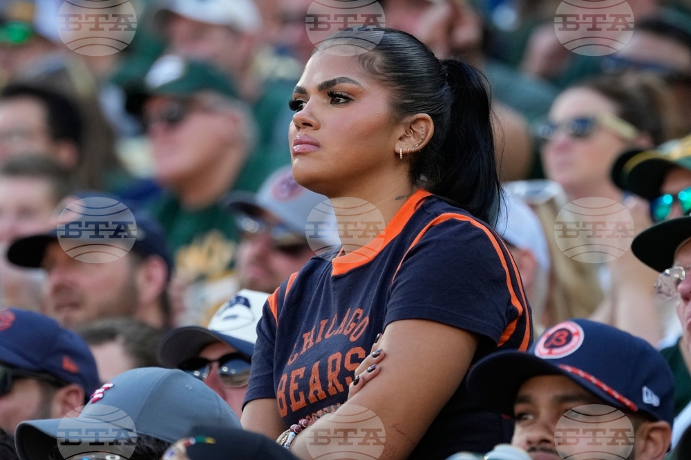 Bears Packers Football