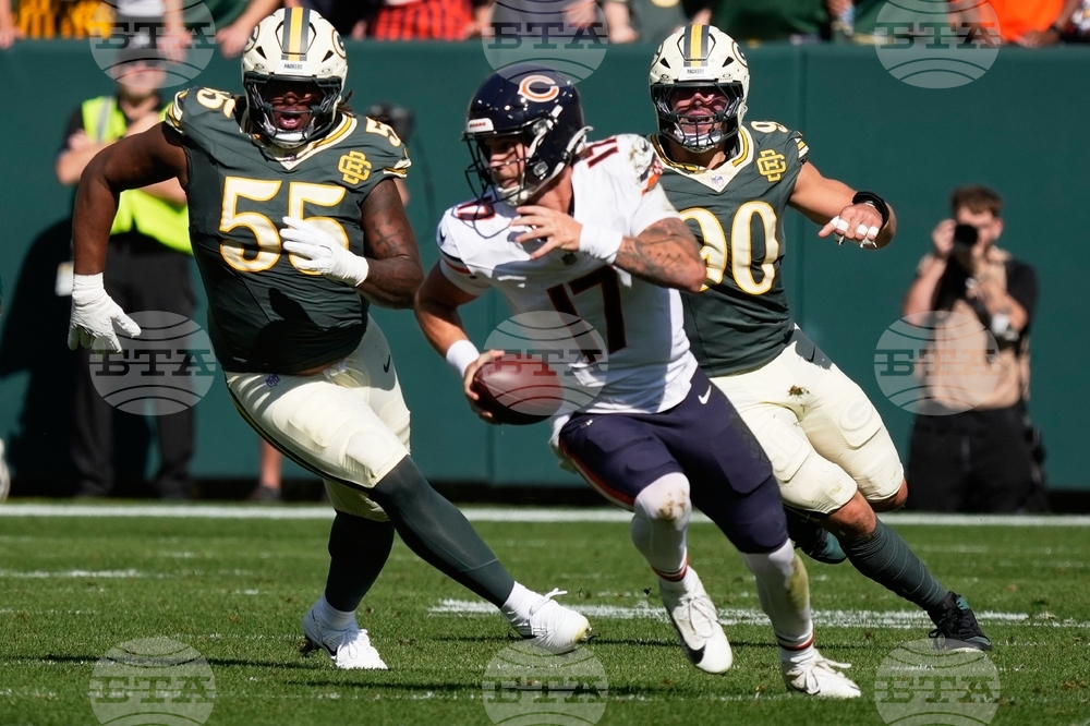 Bears Packers Football