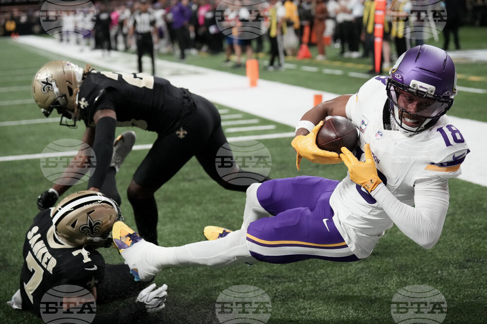 APTOPIX Vikings Saints Football