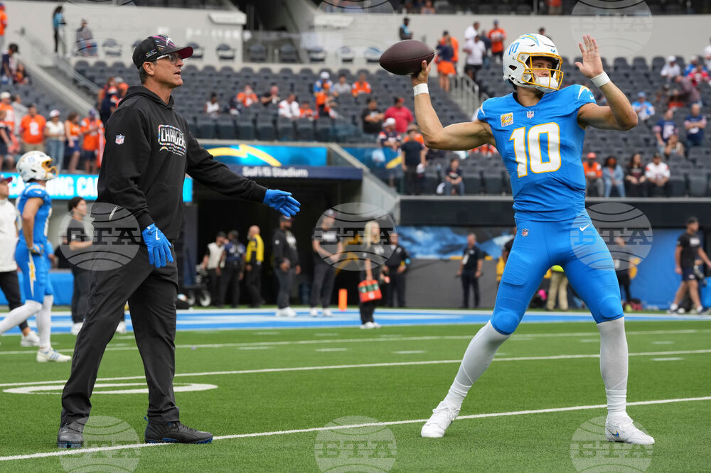 Broncos Chargers Football