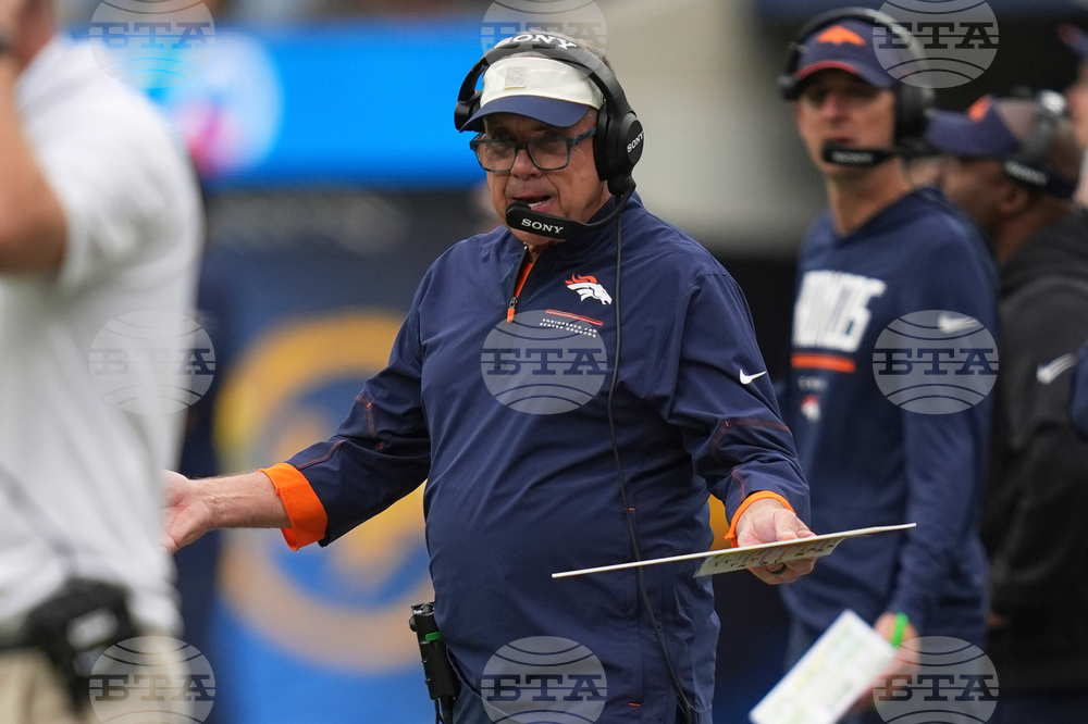 Broncos Chargers Football