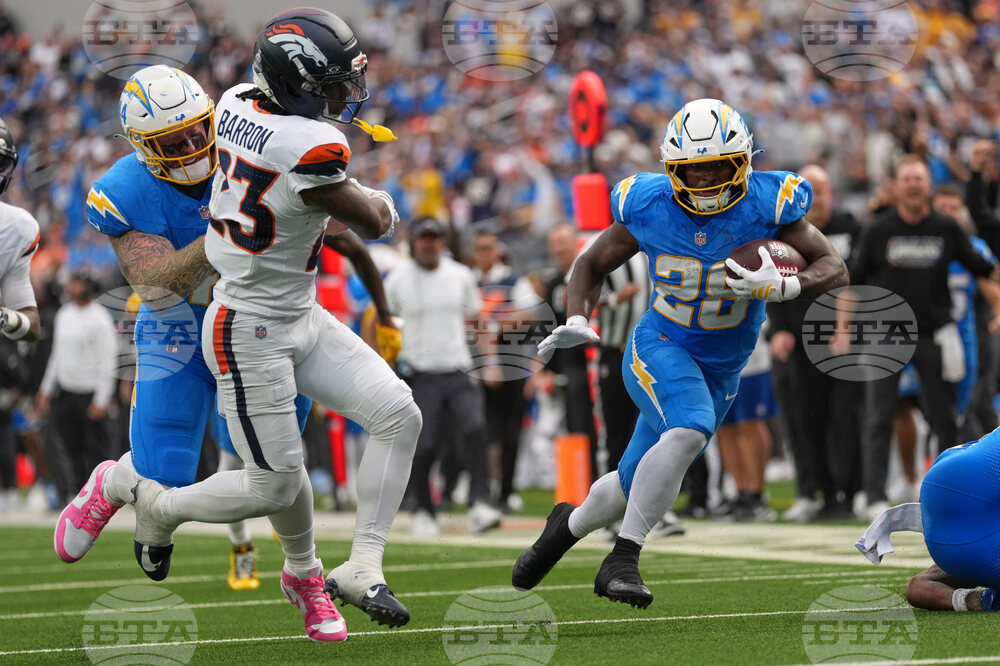 Broncos Chargers Football