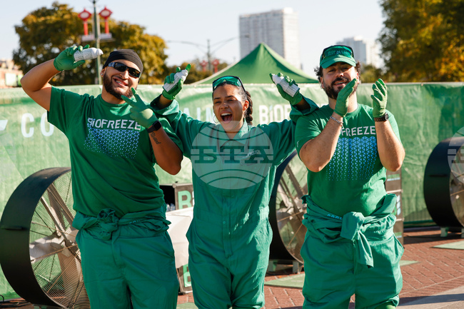 Biofreeze Pain Relief Zone at the BOA Chicago Marathon