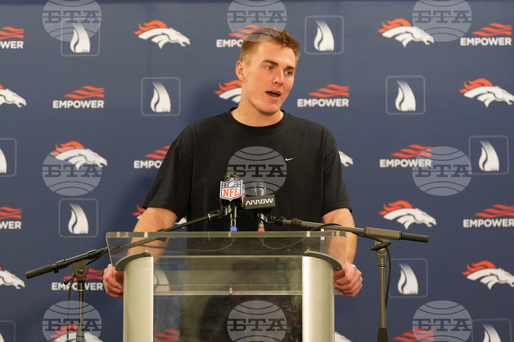 Broncos Chargers Football