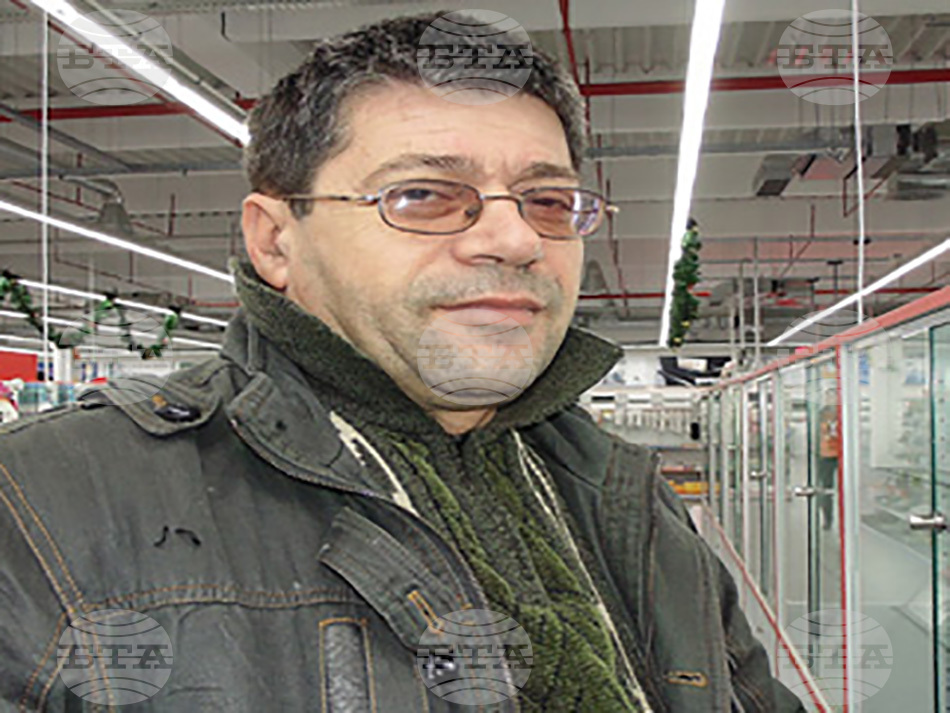 Живко Тенев – Gissen и Цочо Пеев представиха България на Международното биенале на карикатурата в Корча