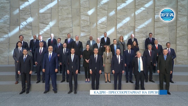 Президентът Румен Радев пристигна на извънредната Среща на върха на НАТО в Брюксел