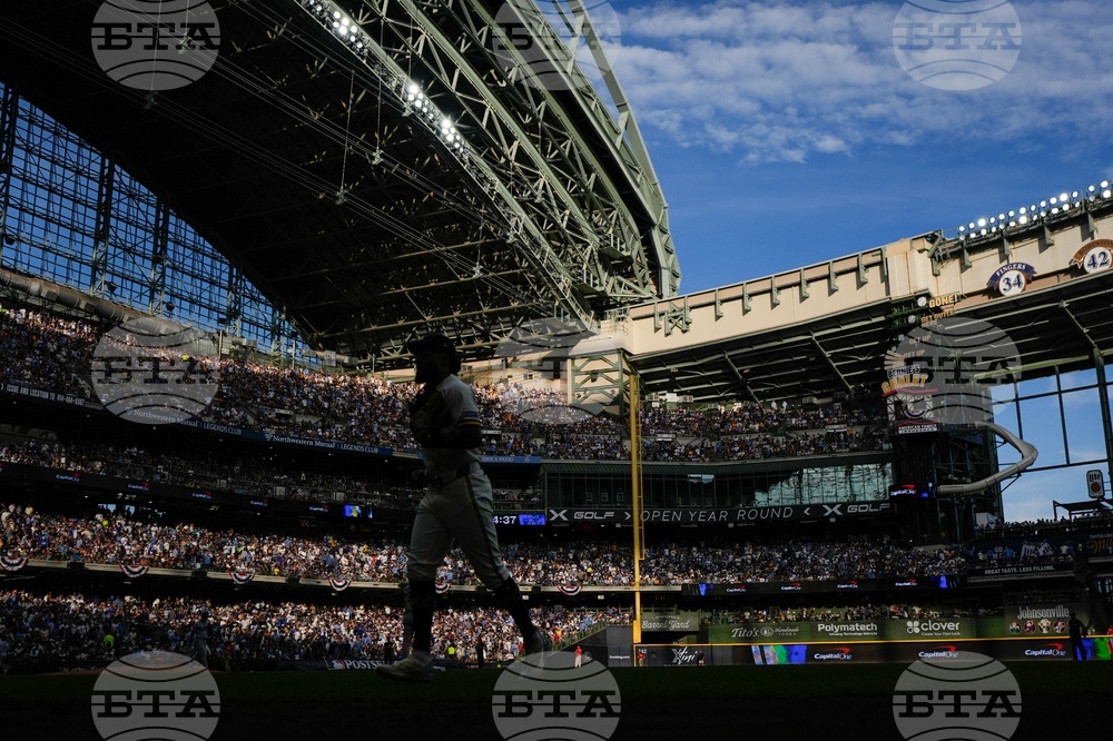 NLCS Dodgers Brewers Baseball