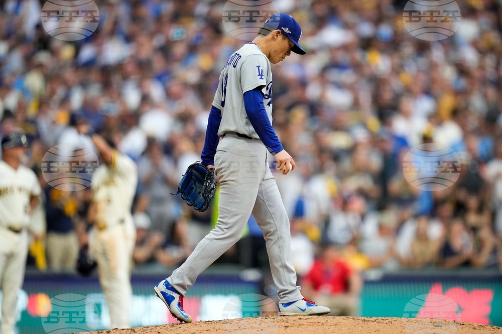 NLCS Dodgers Brewers Baseball