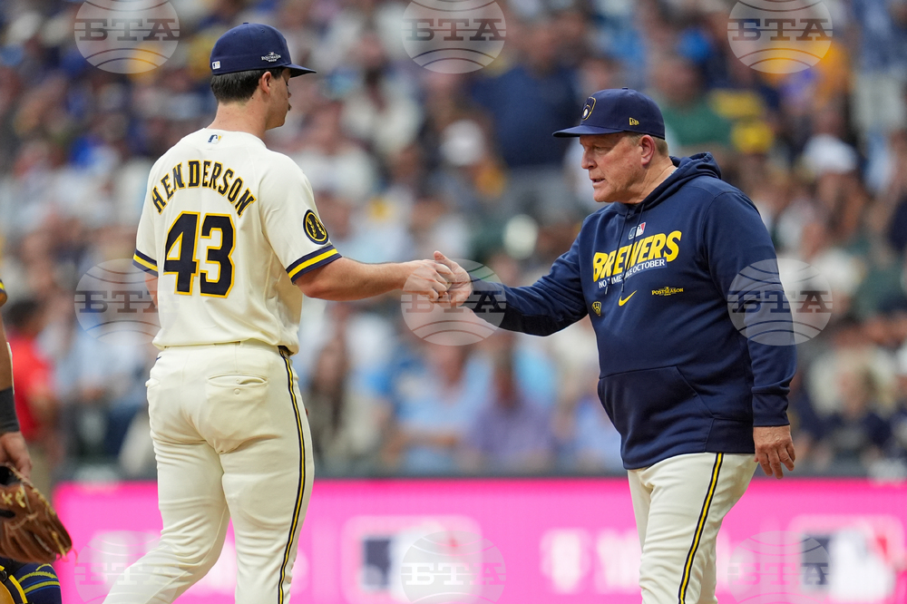 NLCS Dodgers Brewers Baseball