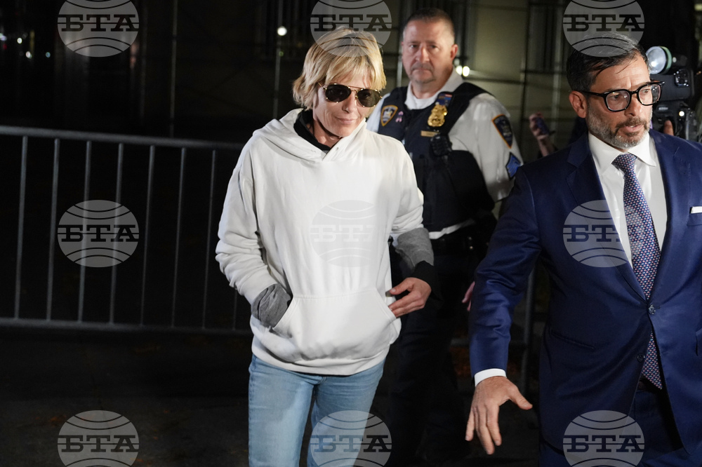 Selma Blair Flight