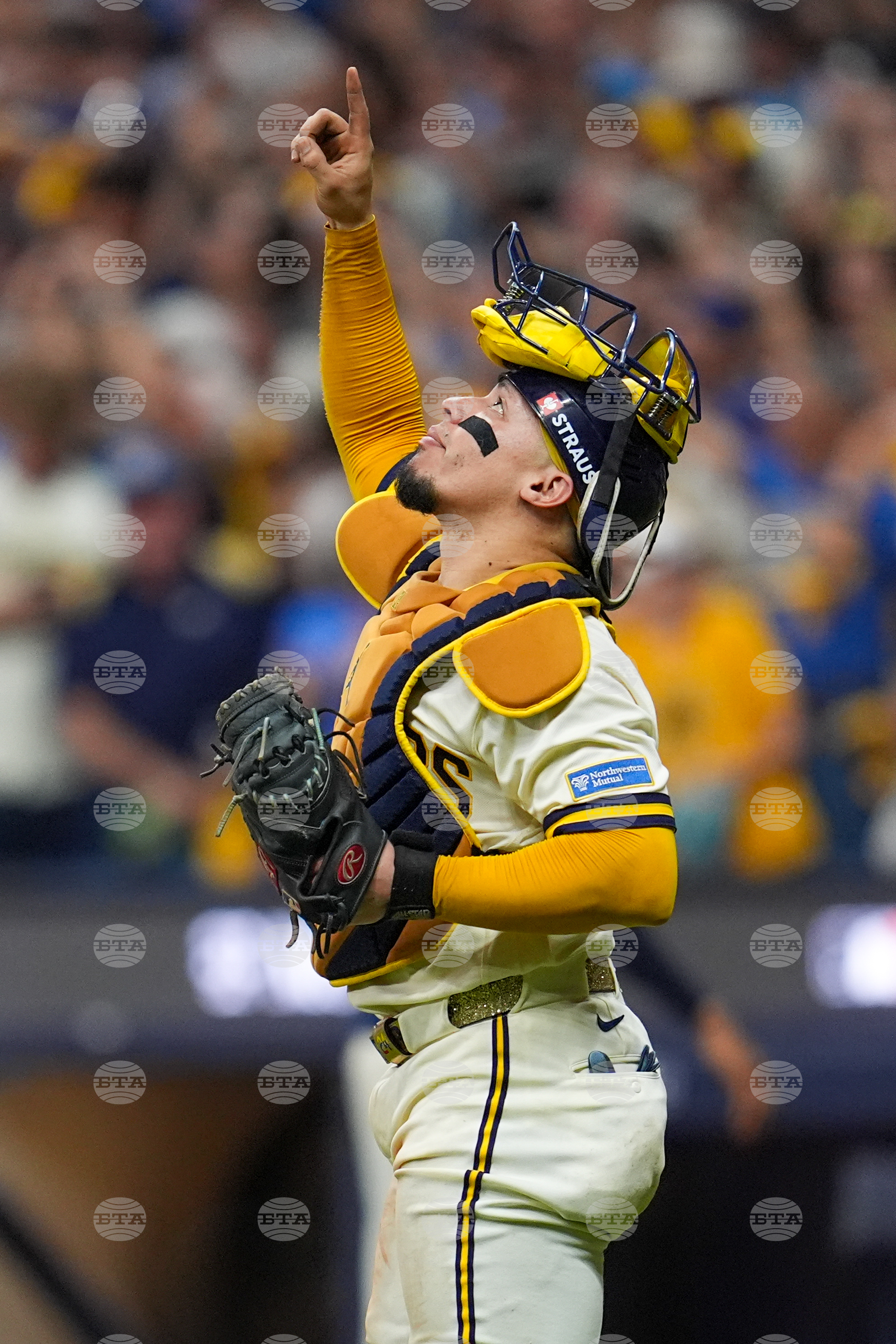 NLCS Dodgers Brewers Baseball