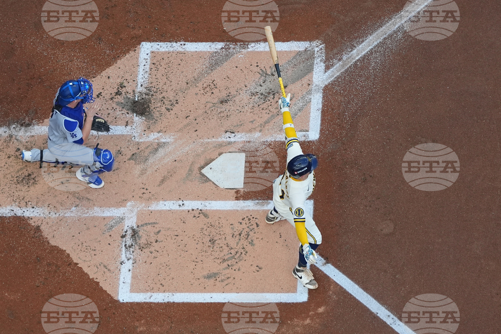NLCS Dodgers Brewers Baseball