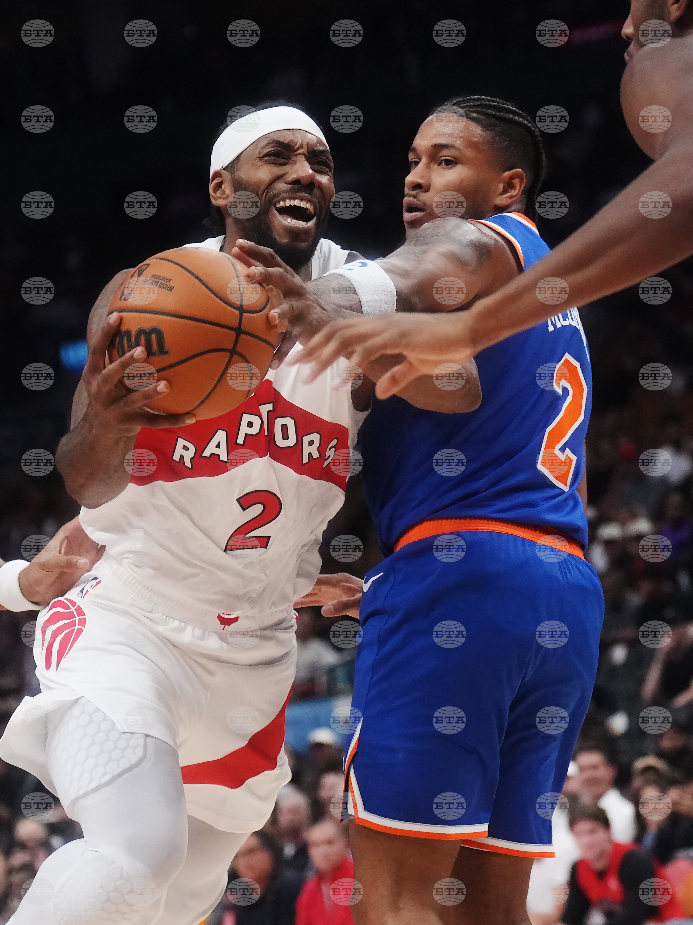 Knicks Raptors Baseball