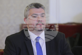 Парламент - Комисиято по бюджет и финанси - заседание