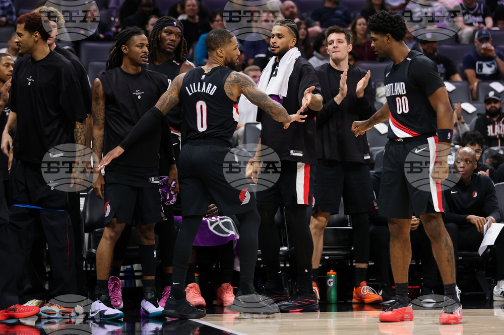 Trail Blazers Kings Basketball
