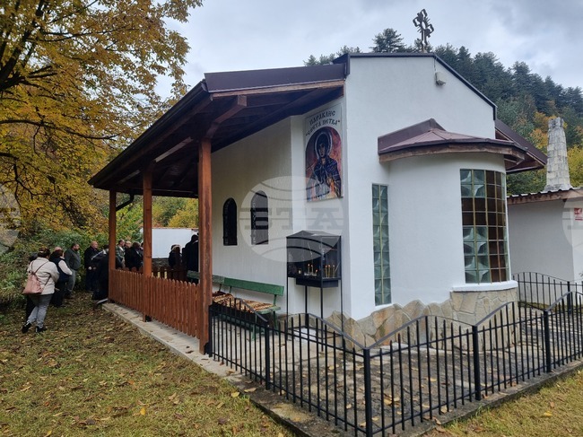С водосвет бе отбелязан храмовият празник на параклиса „Св. Петка“ в Смолян