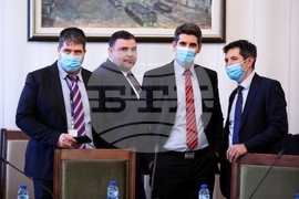 Парламент - Комисия по транспорт и съобщения