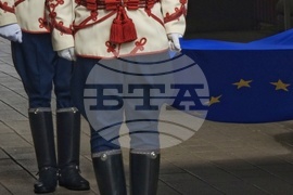 Ден на Европа - церемонията по издигането на знамето на Европейския съюз