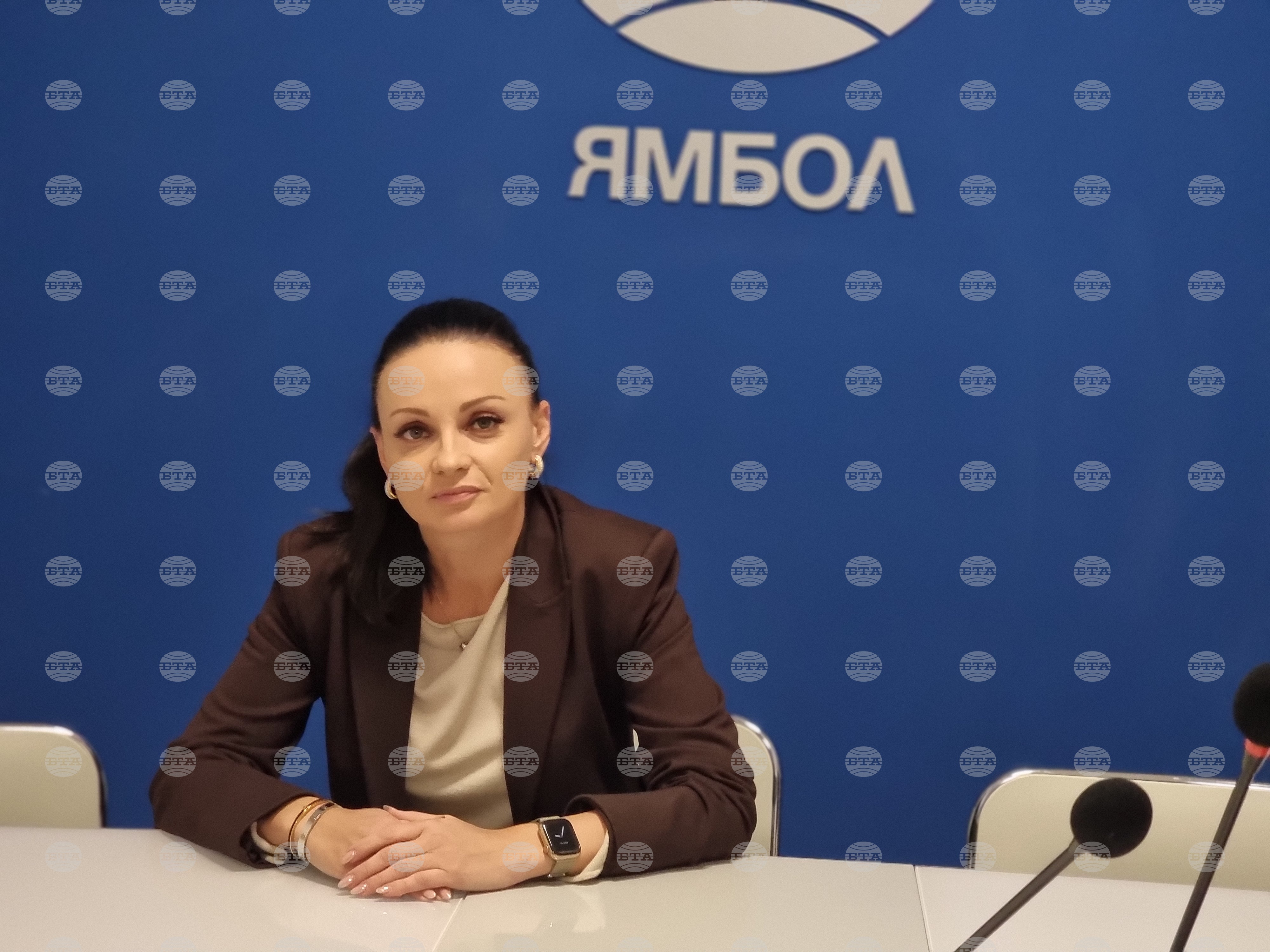 С фестивалите създаваме общи спомени и емоции, чувство на принадлежност към родното място, каза зам.-кметът на Ямбол Диана Димитрова