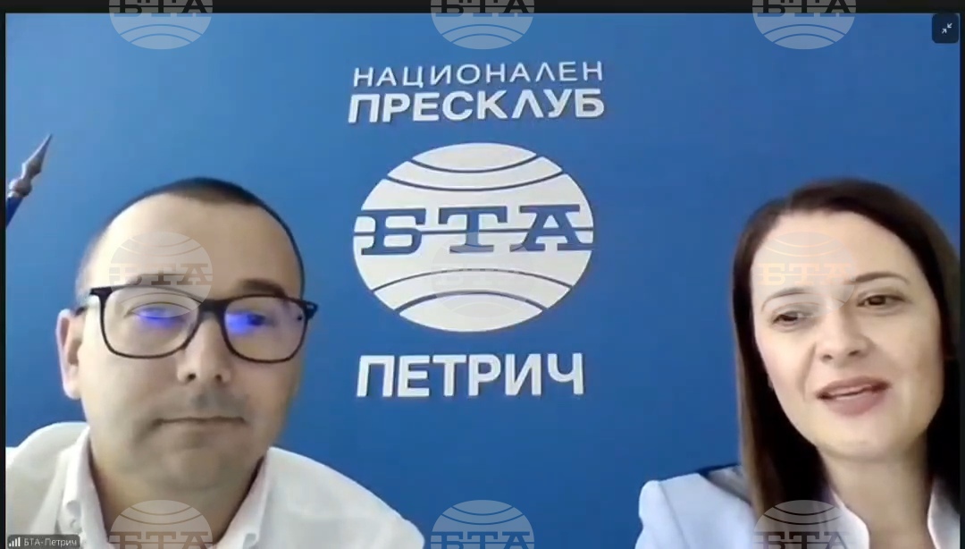 Фестивалите в Петрич съхраняват традициите и привличат посетители, каза Димитър Чолев, директор на общинската дирекция „Образование и култура“