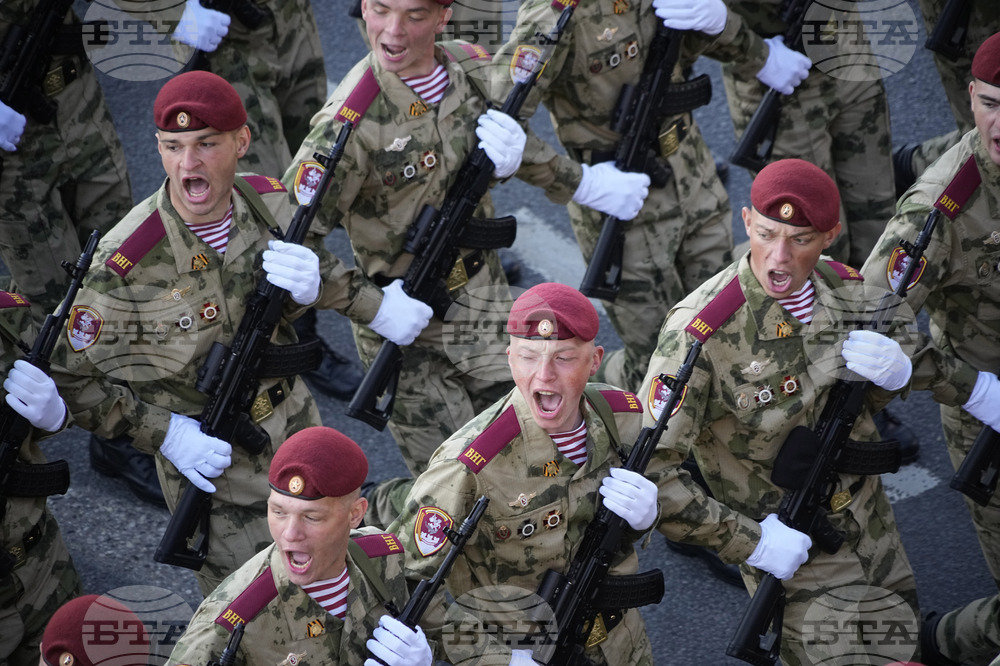 Руската военна служба е много по-доходоносна, отколкото преди година, заяви британското министерство на отбраната