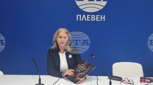 Фестивалът на китарата в Плевен се роди с идеята да подкрепя образованието на децата в музикално изпълнителско изкуство, каза Катя Божикова