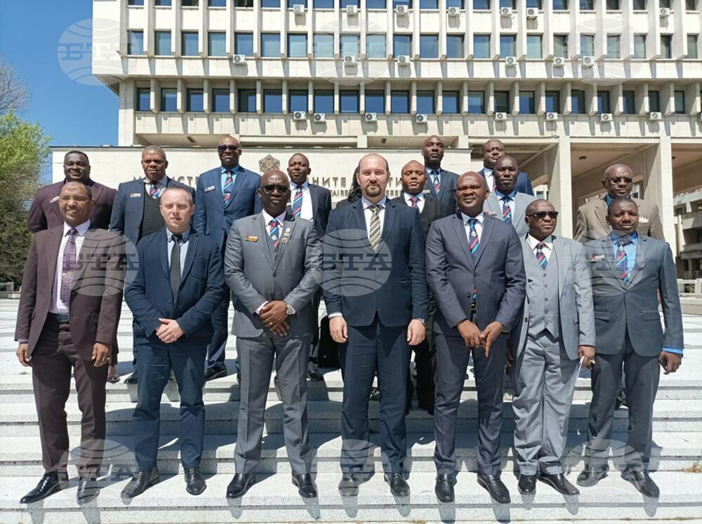 Lecturers and Cadets from National Defence College of Nigeria Visit Bulgaria