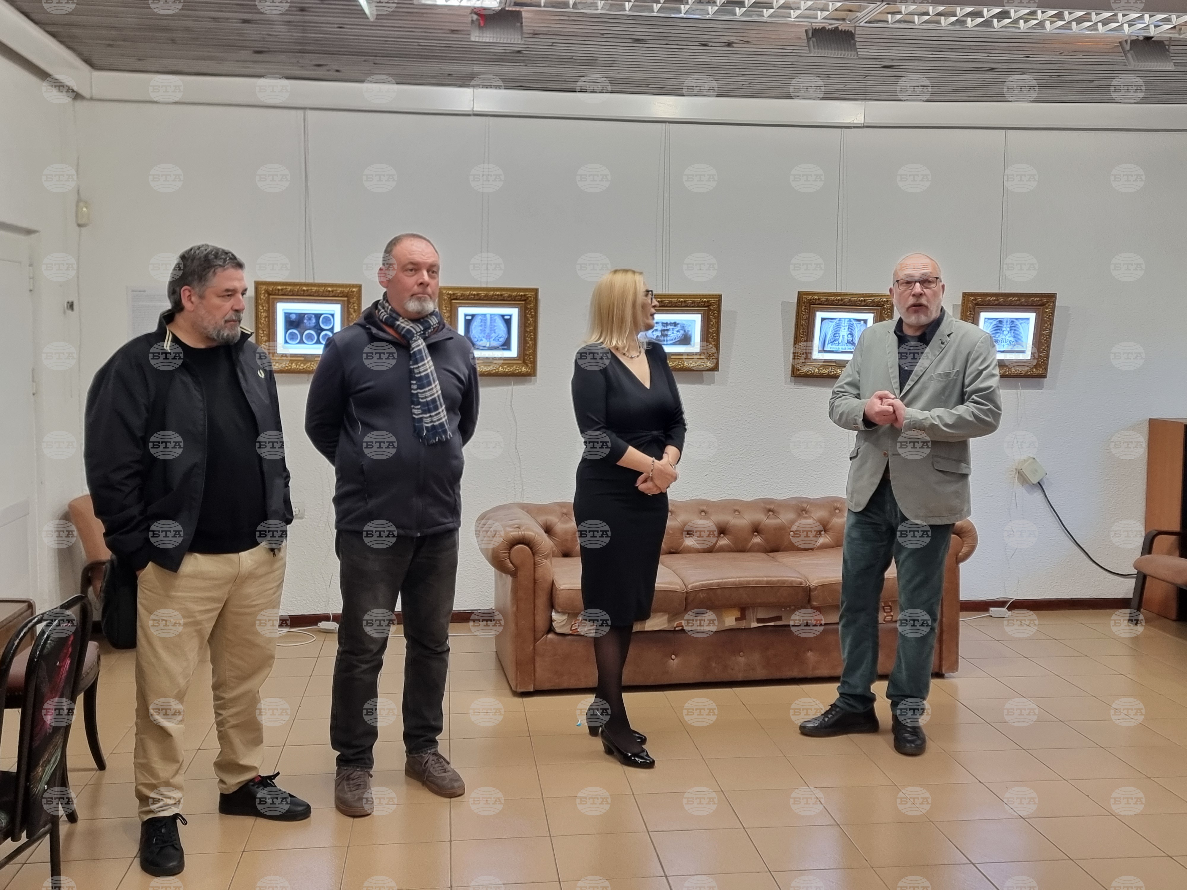 Изложба на Калоян Богданов, Росен Тошев и Свилен Стефанов бе открита в Смолян