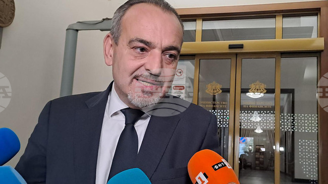 За балансиран подход при определянето на минималната работна заплата призова Добри Митрев от БСК 