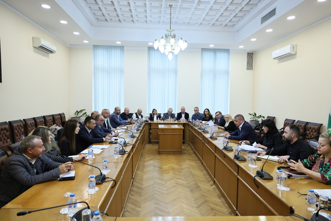 Five Working Groups Have Two Weeks to Prepare for Private Operator's Entry into Bulgaria's Rail Passenger Market