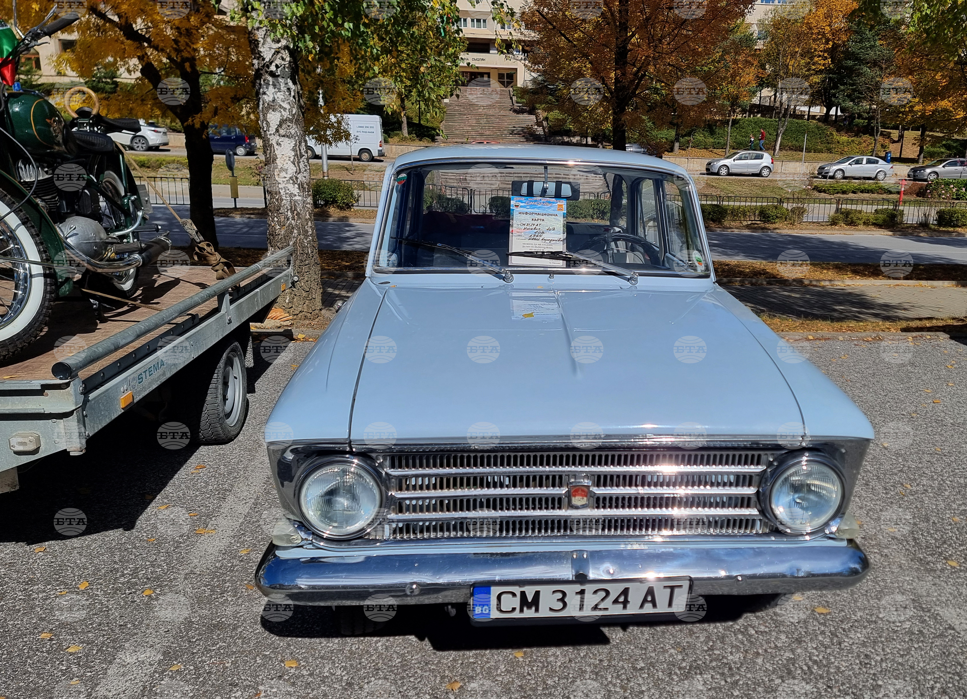 Москвич от 1964 година спечели наградата на публиката на Четвъртия авто-мото ретро парад в Смолян