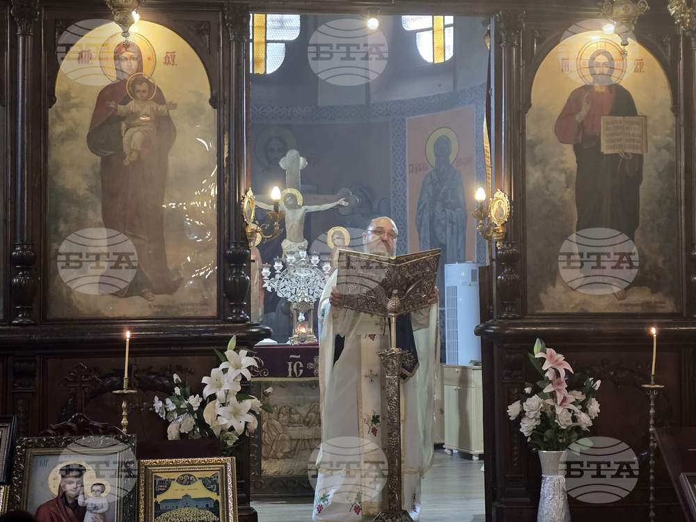 Добрич - храм "Света Троица" - литургия