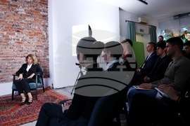 Илияна Йотова - предизборна среща