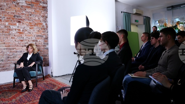 There Are No Lost Generations, Presidential Candidate Iliana Iotova Tells Students