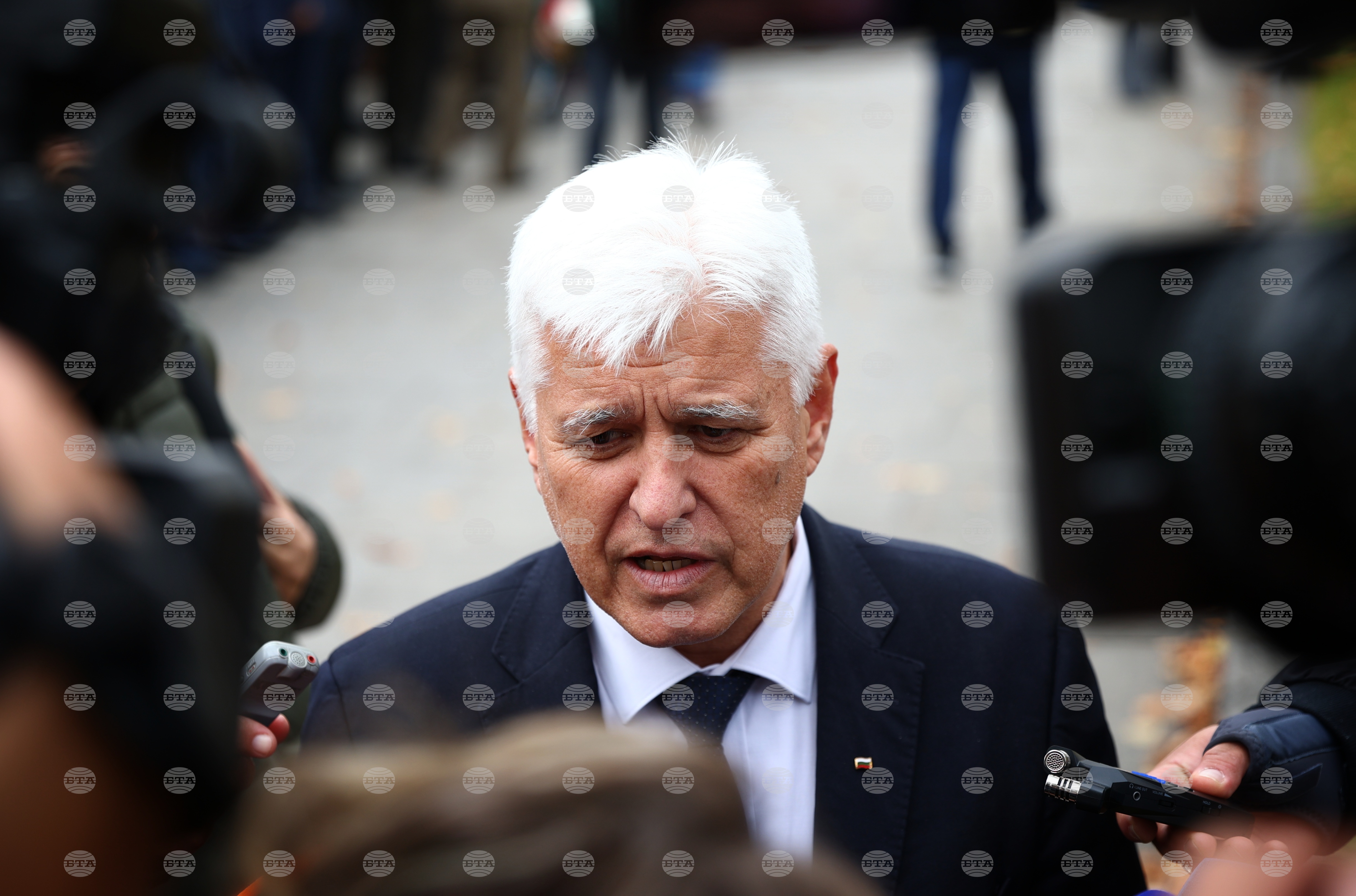 Рано е да се коментира какво точно ще ни бъде предоставено от НАТО, предстоят още разговори, каза министърът на отбраната Димитър Стоянов