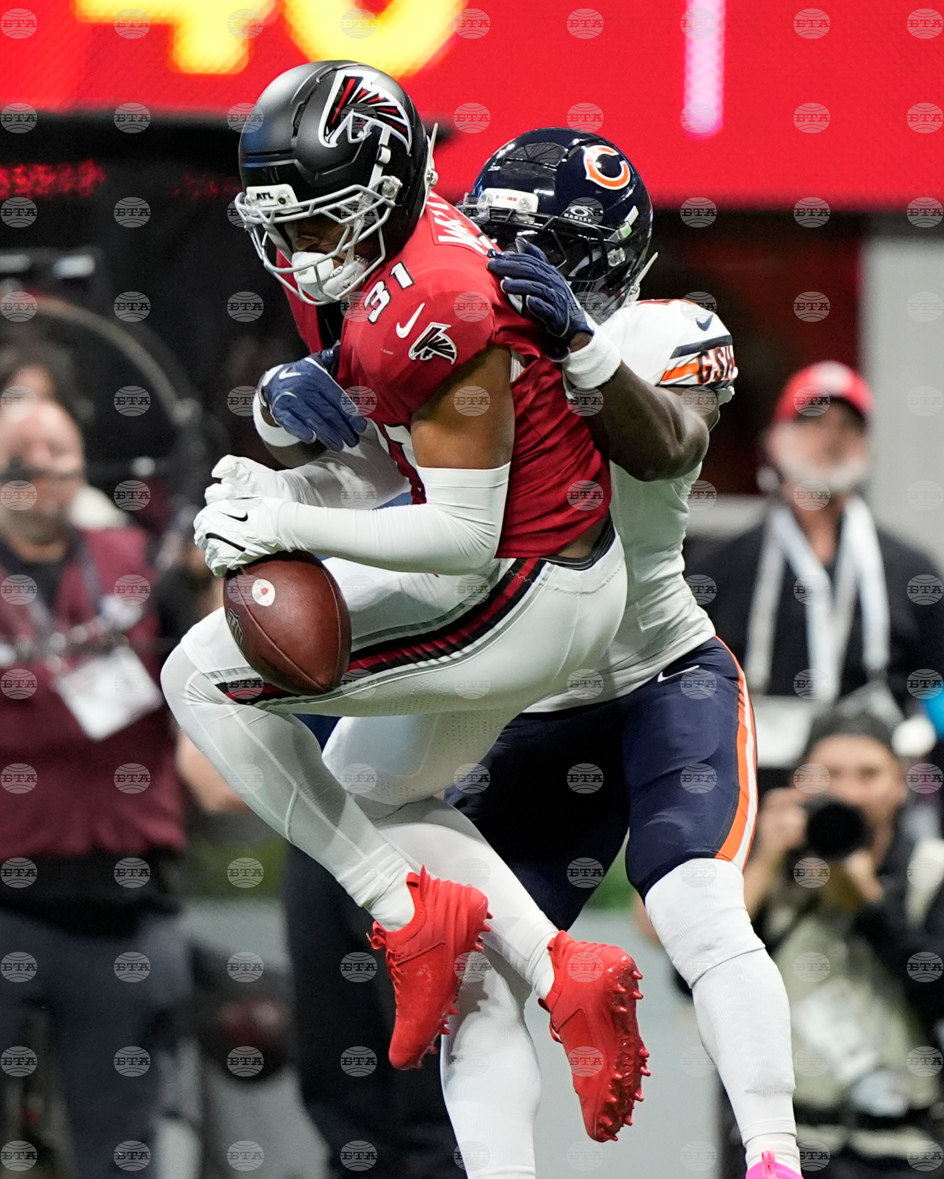 Bears Falcons Football
