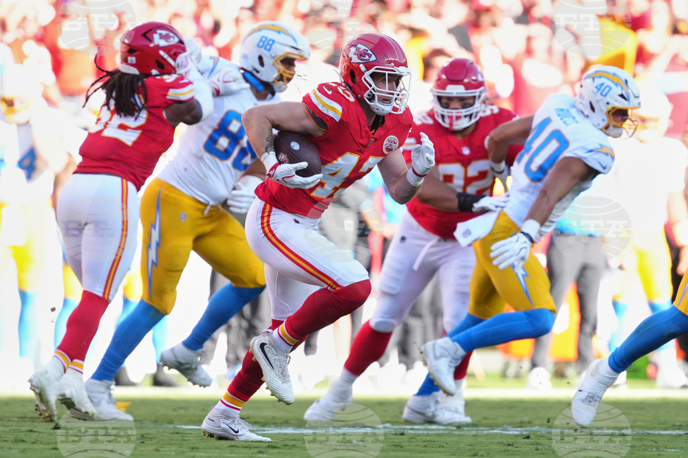 Chargers Chiefs Football