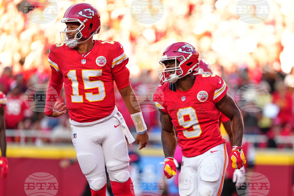 Chargers Chiefs Football