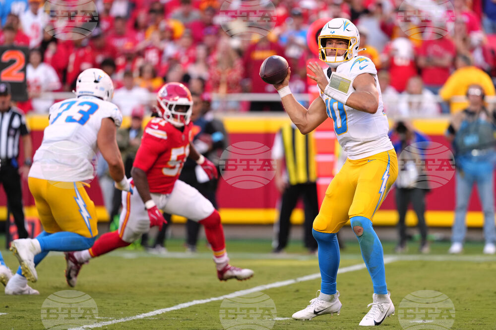 Chargers Chiefs Football