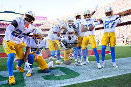 Chargers Chiefs Football