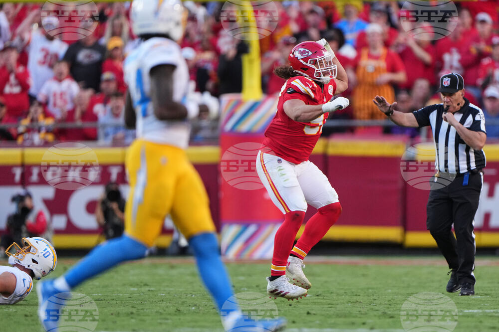 Chargers Chiefs Football